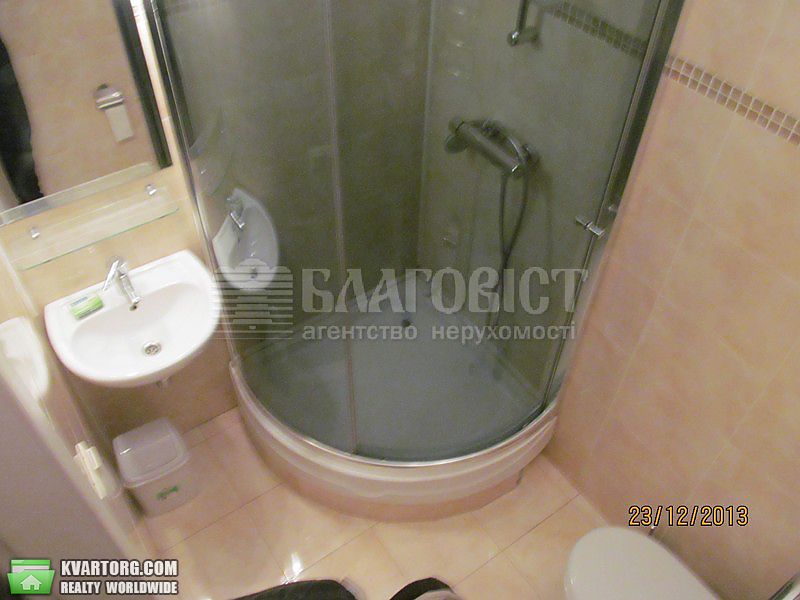 Rent out 4-room apartment. Киев,  Городецкого — photo 4