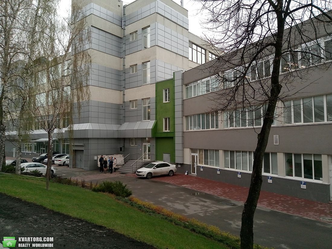 Rent out office. Киев, смольная — photo 1