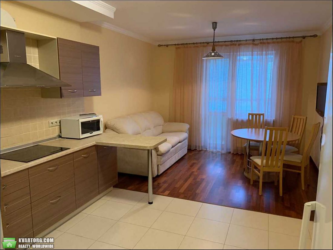 Rent out 1-room apartment. Киев,  Дегтяревская — photo 5