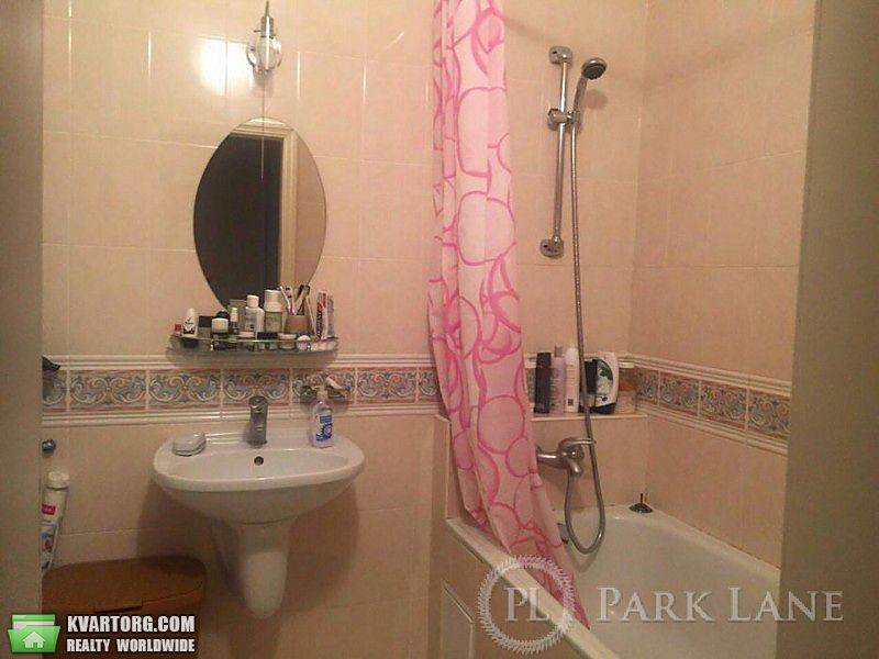 Sell 3-room apartment. Киев,  Амосова — photo 7