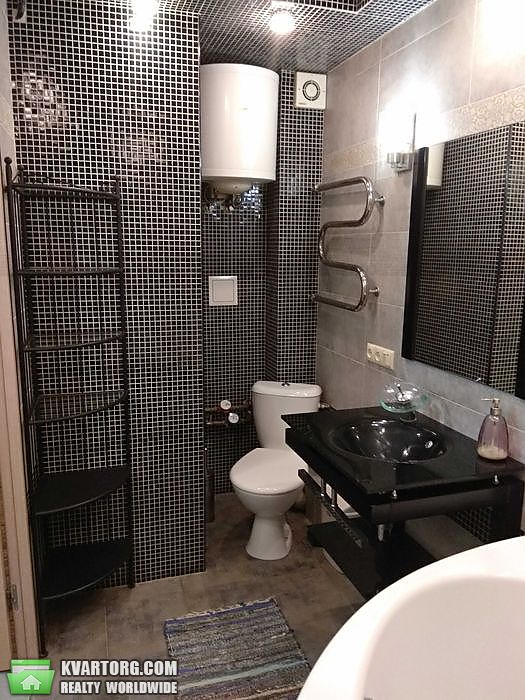 Rent out 3-room apartment. Киев,  Энтузиастов — photo 8