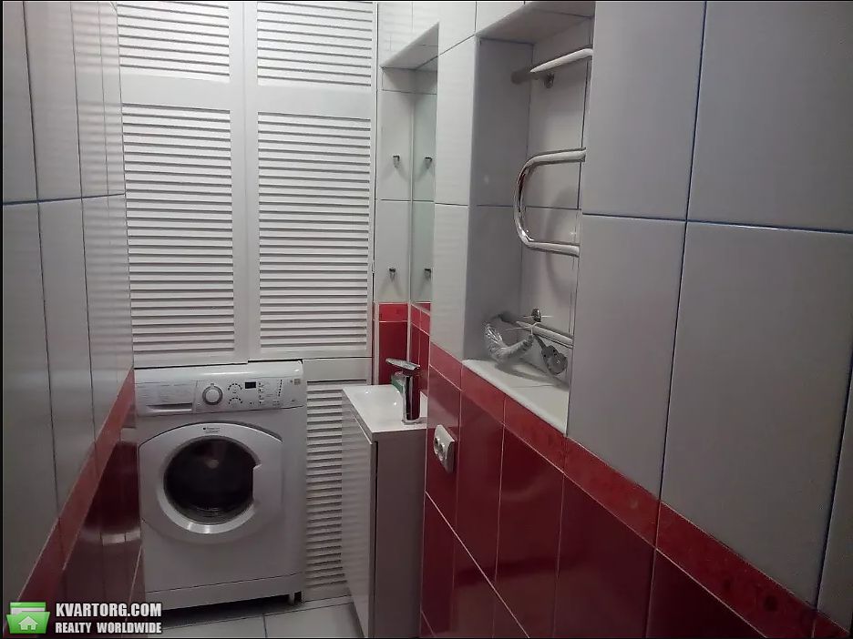 Rent out 2-room apartment. Киев,  Герцена — photo 5