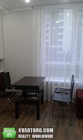 Rent out 1-room apartment. Киев, Практичная — photo 4