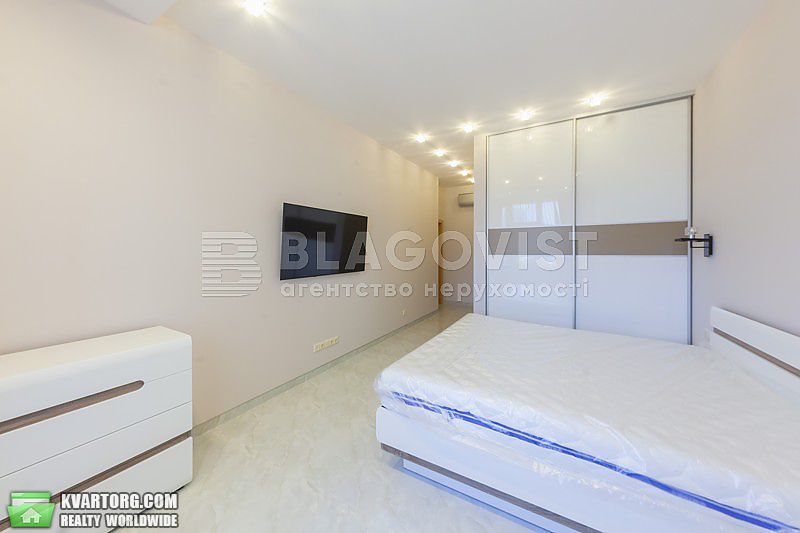 Rent out 2-room apartment. Киев,  Барбюса — photo 1