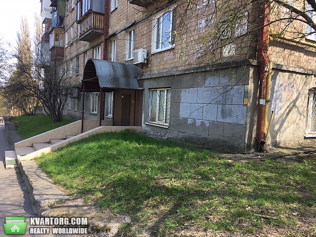 Rent out office. Киев,  Уманская — photo 1