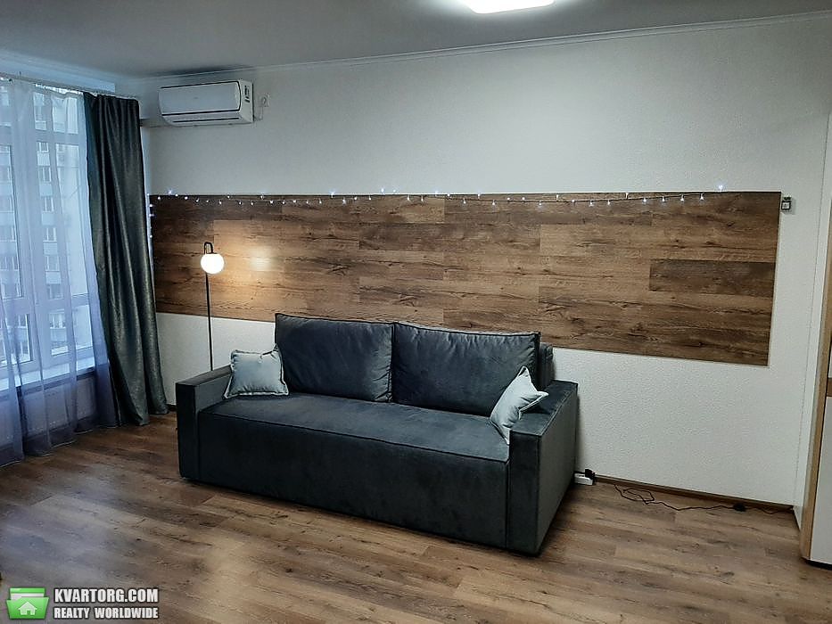 Rent out 1-room apartment. Киев,  Пчелки — photo 3