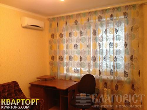 Sell 2-room apartment. Киев,  Ирпенская — photo 3