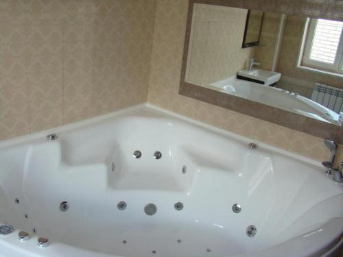 Sell house. Киев, Садовая (Осокорки) — photo 5