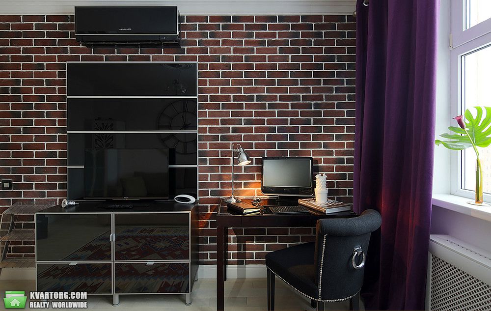 Rent out 3-room apartment. Киев,  Окипной — photo 1