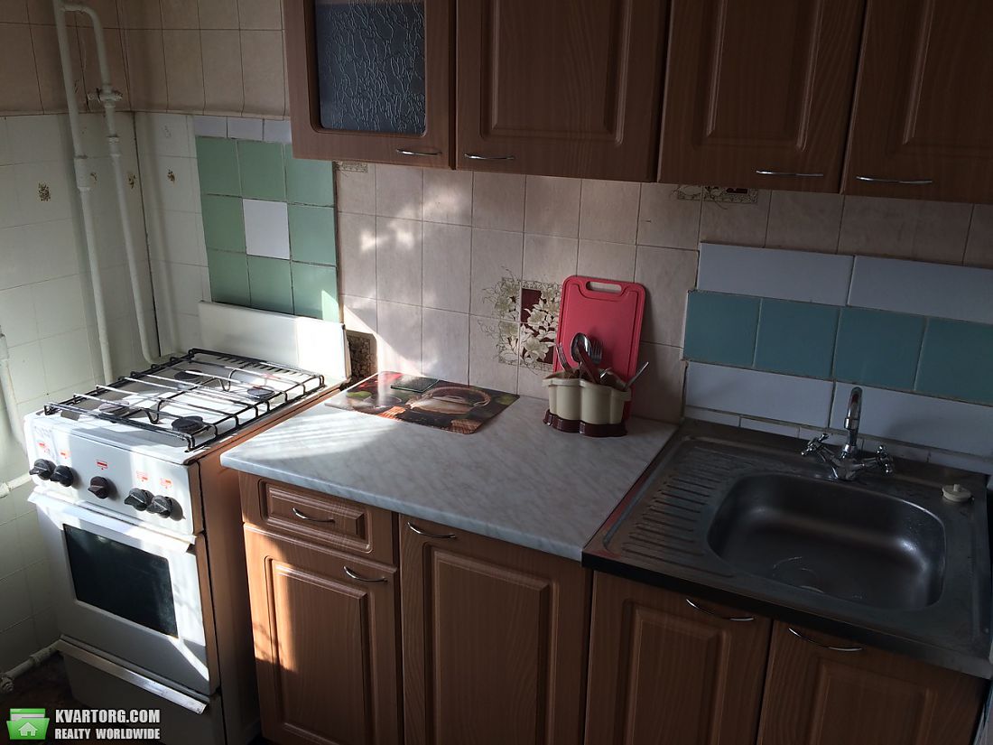 Rent out 1-room apartment. Киев,  Волкова — photo 1