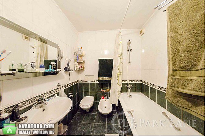 Sell 4-room apartment. Киев,  Драгомирова — photo 9
