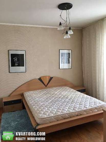 Sell 3-room apartment. Киев,  Бажана — photo 1