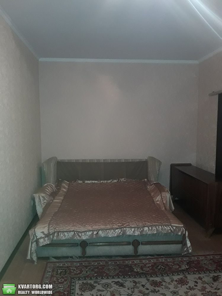 Rent out 1-room apartment. Киев, Наталии Ужвий — photo 6