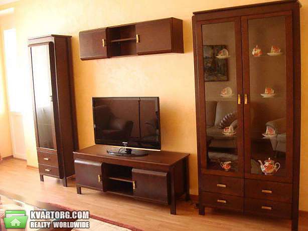Rent out 2-room apartment. Киев,  Героев Сталинграда пр — photo 3
