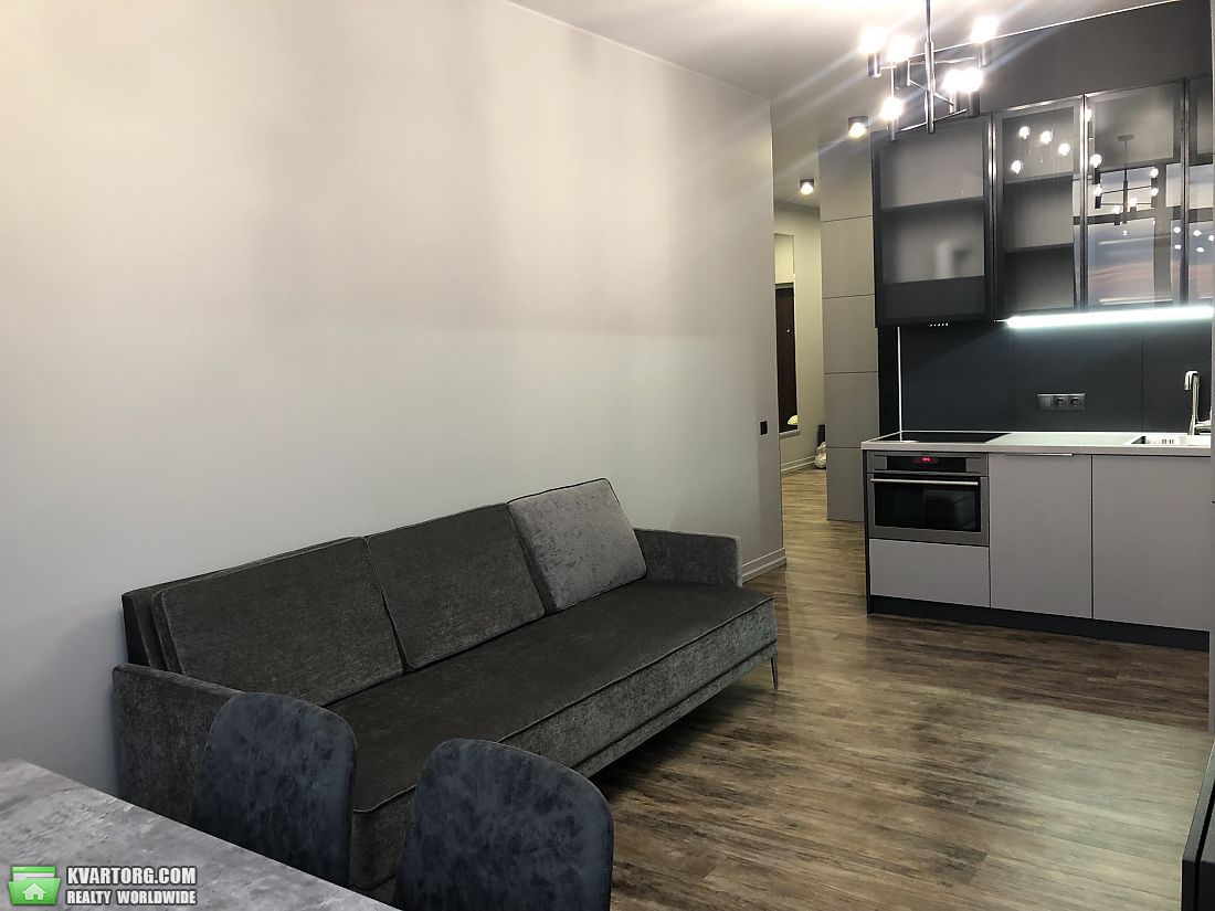 Rent out 2-room apartment. Киев, Джона Маккейна — photo 6
