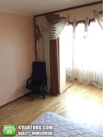 Rent out 2-room apartment. Киев,  Княжий Затон — photo 8