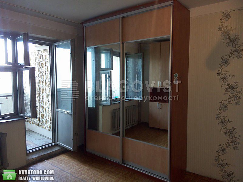 Sell 3-room apartment. Киев,  Новаторов — photo 2