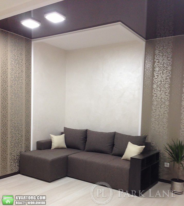 Sell 2-room apartment. Киев,  Богдановская — photo 1