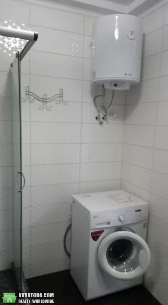 Rent out 2-room apartment. Киев,  Жмаченко — photo 5