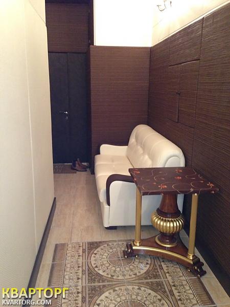 Rent out office. Киев, Софийская площадь — photo 4