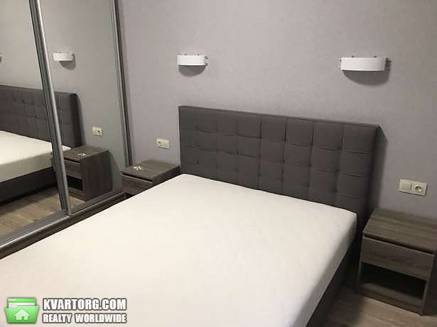 Rent out 2-room apartment. Киев, Регенераторная — photo 5