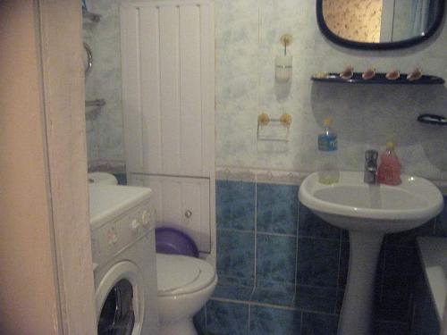 Rent out 2-room apartment. Днепропетровск, погребняка — photo 1