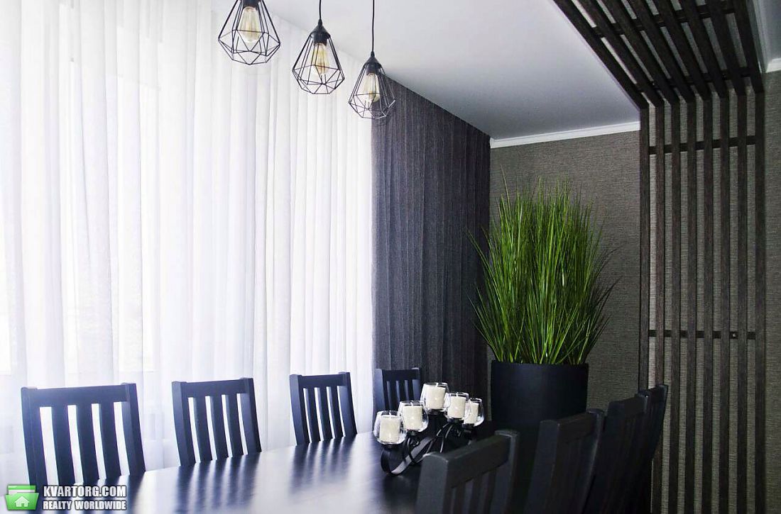 Sell 4-room apartment. Киев,  Макеевская — photo 8