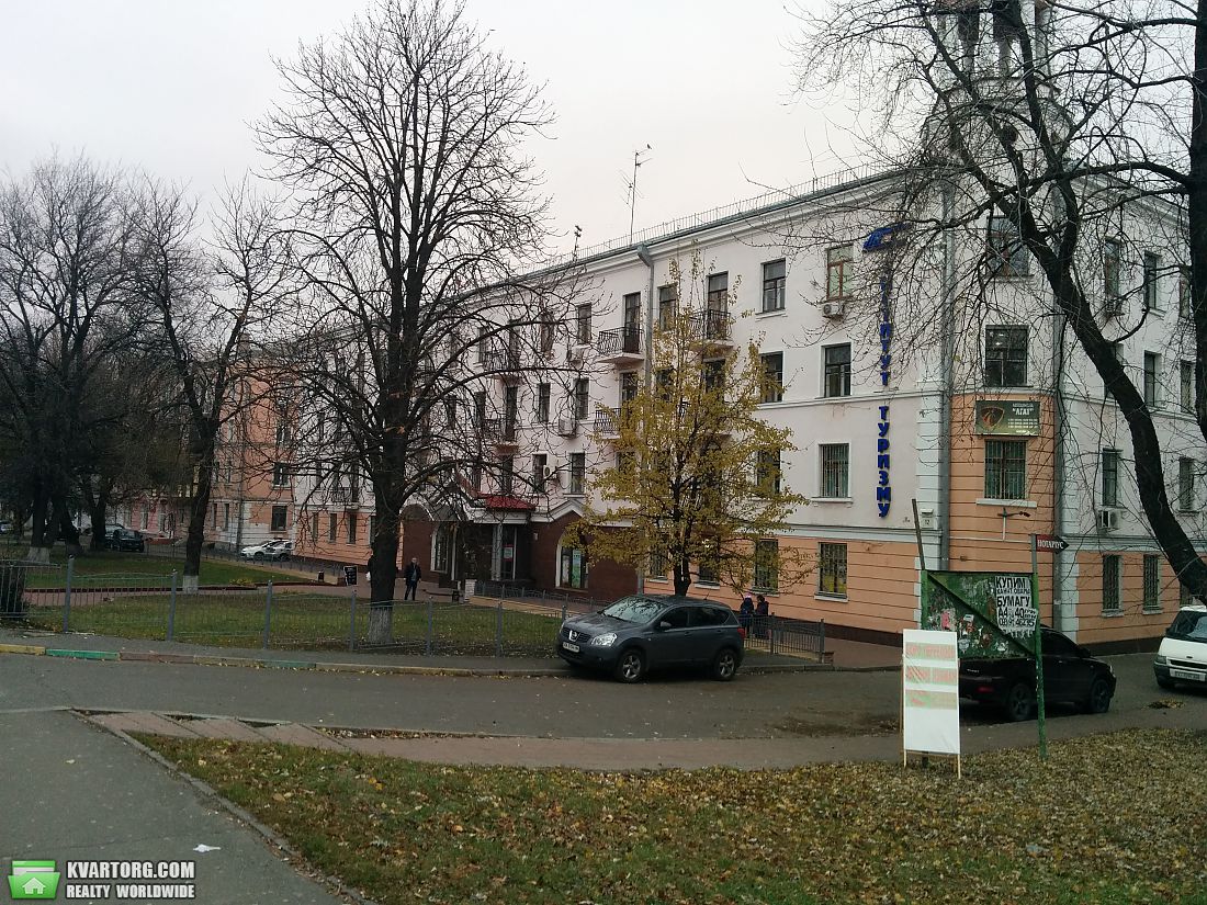 Rent out office. Киев, Вышгородская — photo 1