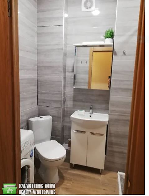 Rent out 2-room apartment. Киев,  Донецкая — photo 3