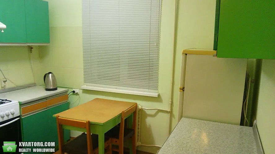 Sell 1-room apartment. Киев,  Зодчих — photo 4