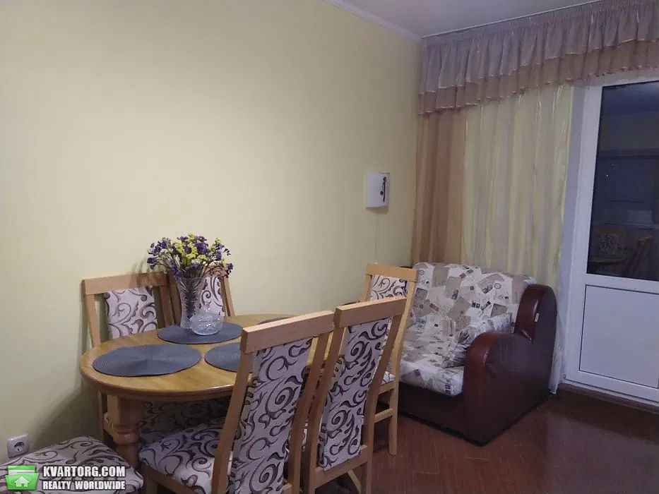 Sell 3-room apartment. Киев,  Урловская — photo 2