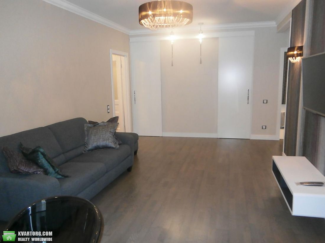 Rent out 3-room apartment. Киев,  Барбюса — photo 3