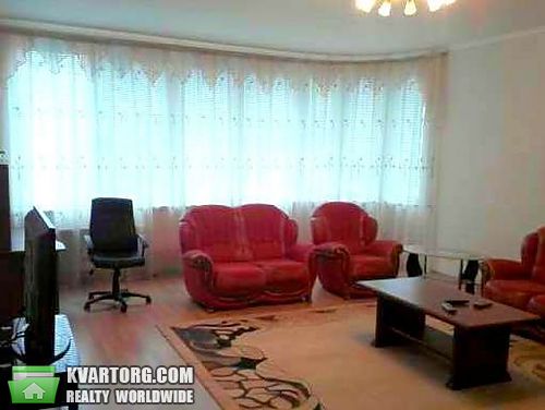 Rent out 2-room apartment. Киев, Щорса — photo 1