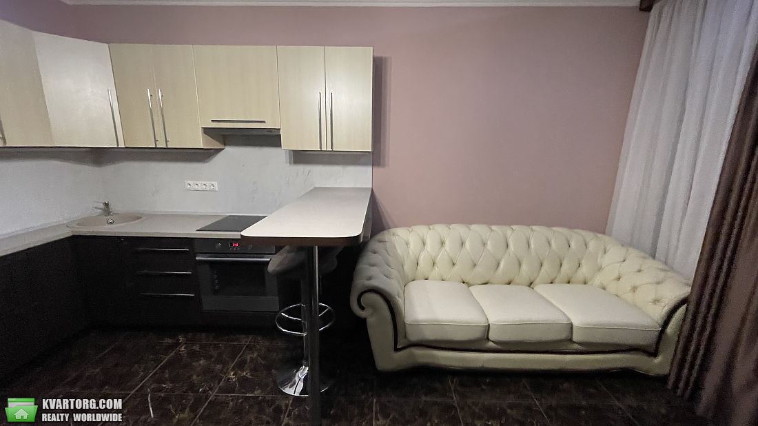 Rent out 1-room apartment. Киев, Регенераторная — photo 7