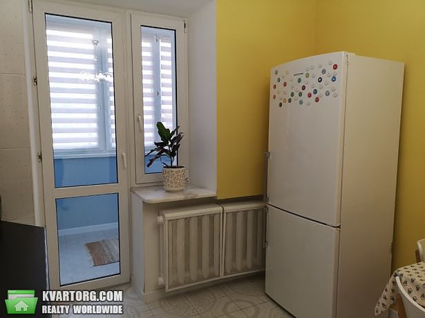 Rent out 3-room apartment. Киев,  Княжий Затон — photo 6