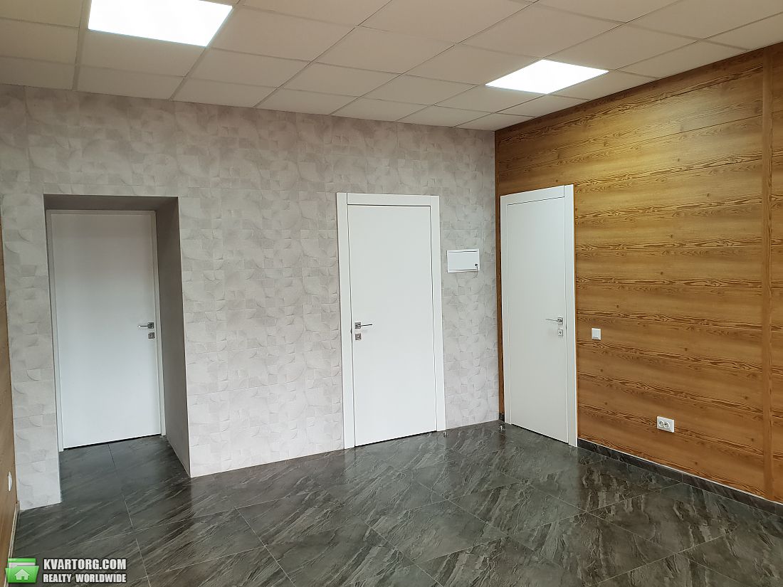 Rent out shop. Киев,  Жилянская — photo 3