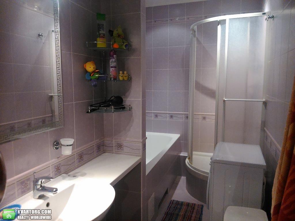 Rent out 2-room apartment. Киев,  Бажана — photo 5