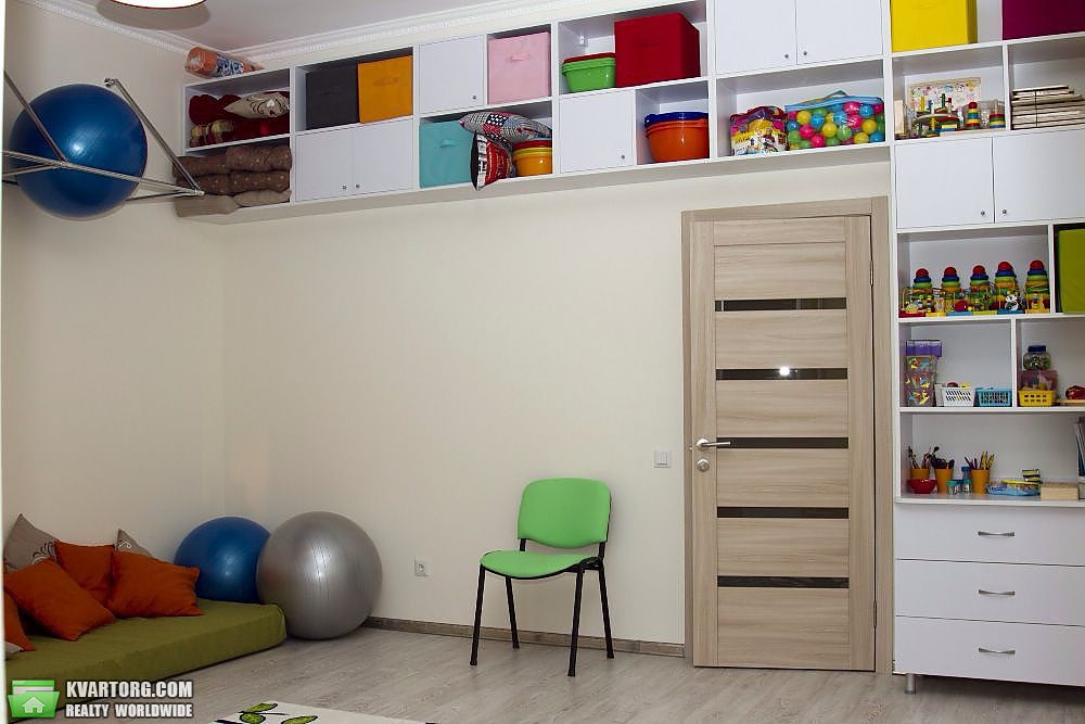 Rent out office. Киев, ул.Маршала Конева — photo 1