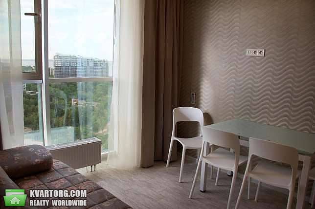 Rent out 2-room apartment. Одесса, Французский бульвар — photo 6