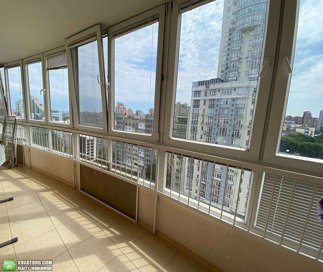 Rent out 3-room apartment. Киев, Панаса Мирного — photo 3