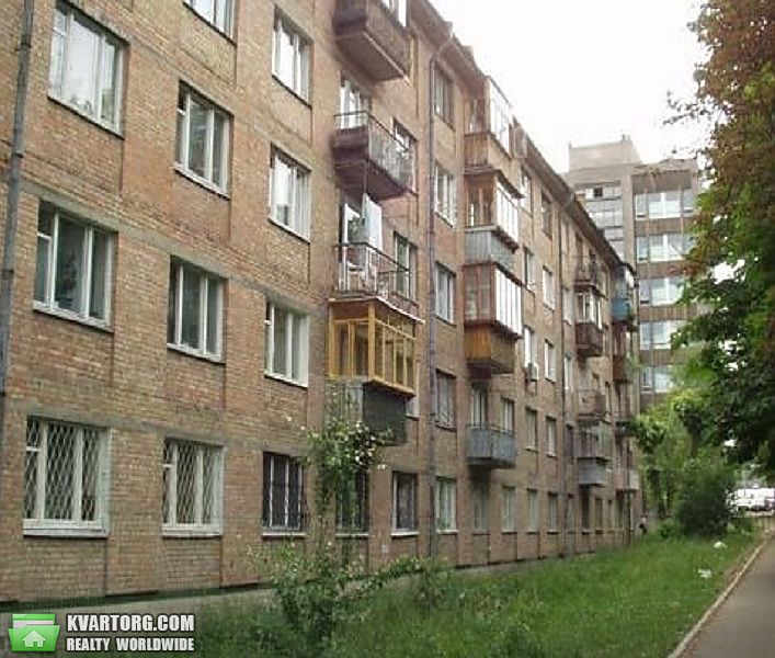 Sell 3-room apartment. Киев,  Неманская — photo 1