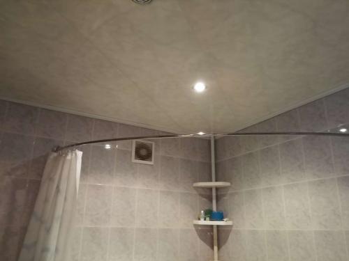продам 3-комнатную квартиру. Чугуев,  пер. Сосновий - фото 9