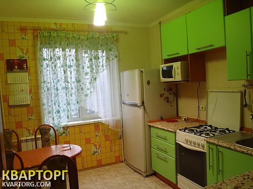 Sell 3-room apartment. Киев,  Маяковского — photo 1