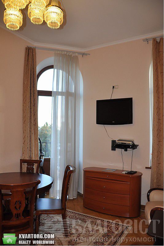 Sell 2-room apartment. Киев,  Институтская — photo 4