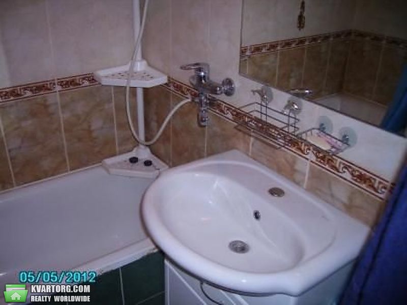 Rent out 2-room apartment. Киев,  Лисковская — photo 6