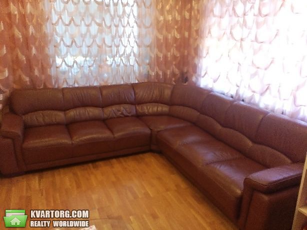 Rent out 2-room apartment. Киев,  Машиностроительная — photo 1