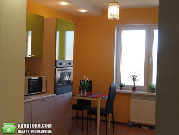Rent out 2-room apartment. Киев,  Донца — photo 4