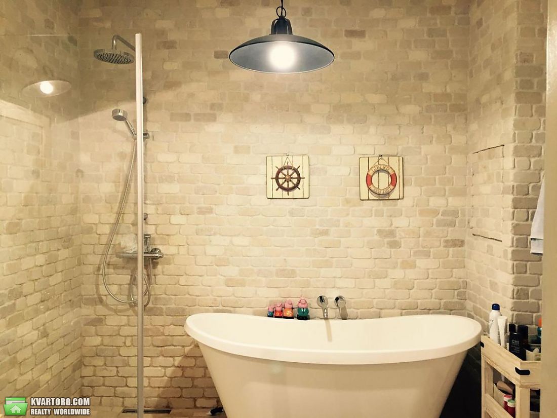 Rent out 3-room apartment. Киев,  Черновола — photo 4