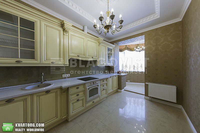 Rent out 3-room apartment. Киев,  Щорса — photo 1