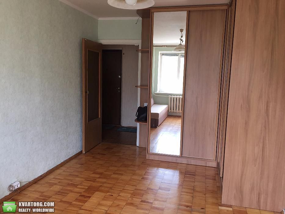 Sell 1-room apartment. Киев,  Вышгородская — photo 2